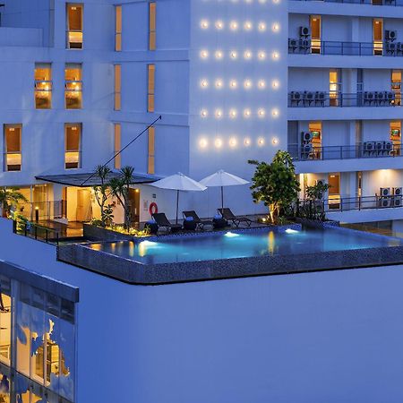 Luminor Hotel Purwokerto Buitenkant foto
