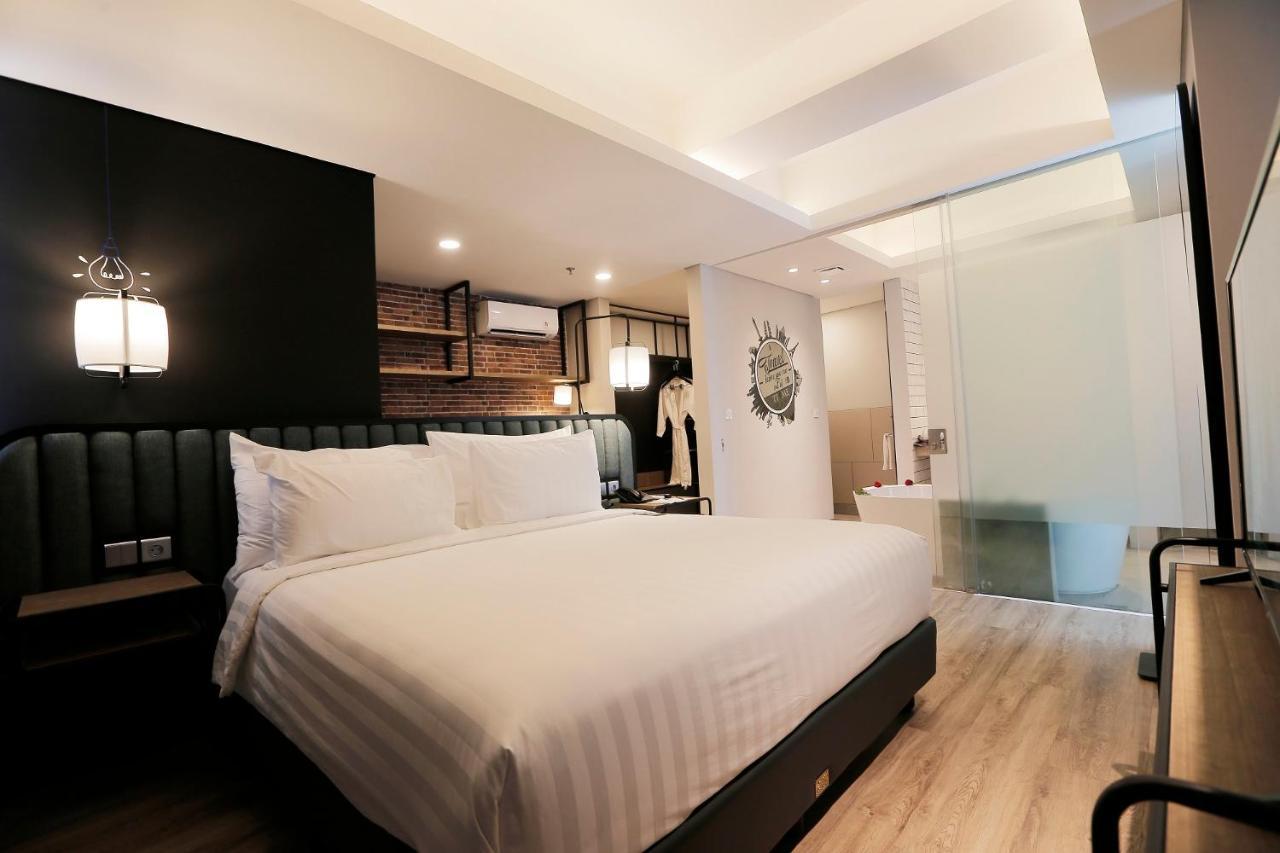 Luminor Hotel Purwokerto Buitenkant foto