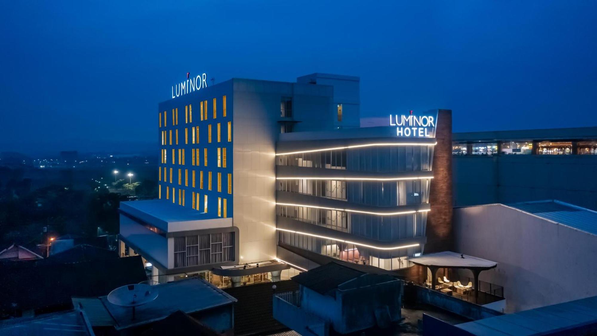 Luminor Hotel Purwokerto Buitenkant foto
